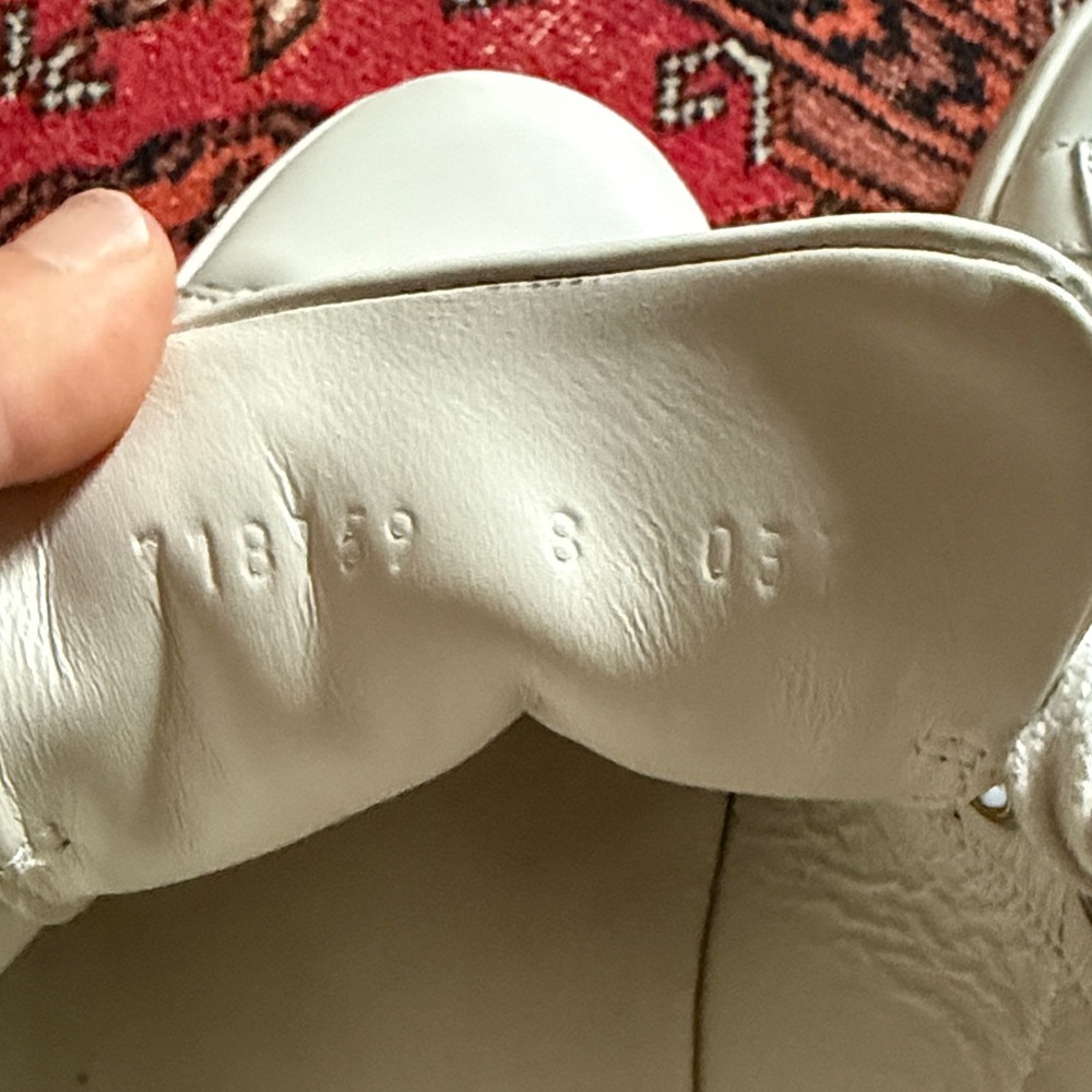Gucci Ace interlocking G White & Gray Leather Sneakers size 8. - Picture 7 of 15